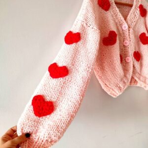 iAdorer Heart Hand Knit Cropped Cardigan in Light Pink (photo 4)