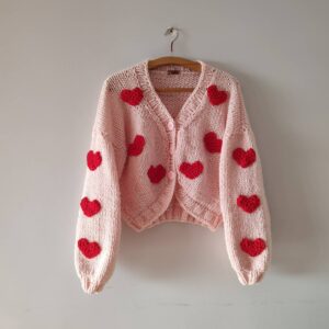 iAdorer Heart Hand Knit Cropped Cardigan in Light Pink (photo 3)