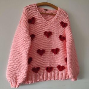 iAdorer Heart Hand Knit V-Neck Sweater in Pink (photo 3)