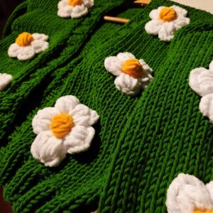 iAdorer Daisy Hand Knit Cardigan in Green (photo 3)